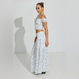 NWT! Garage ‘Eliana Smocked Peasant Midi Skirt’